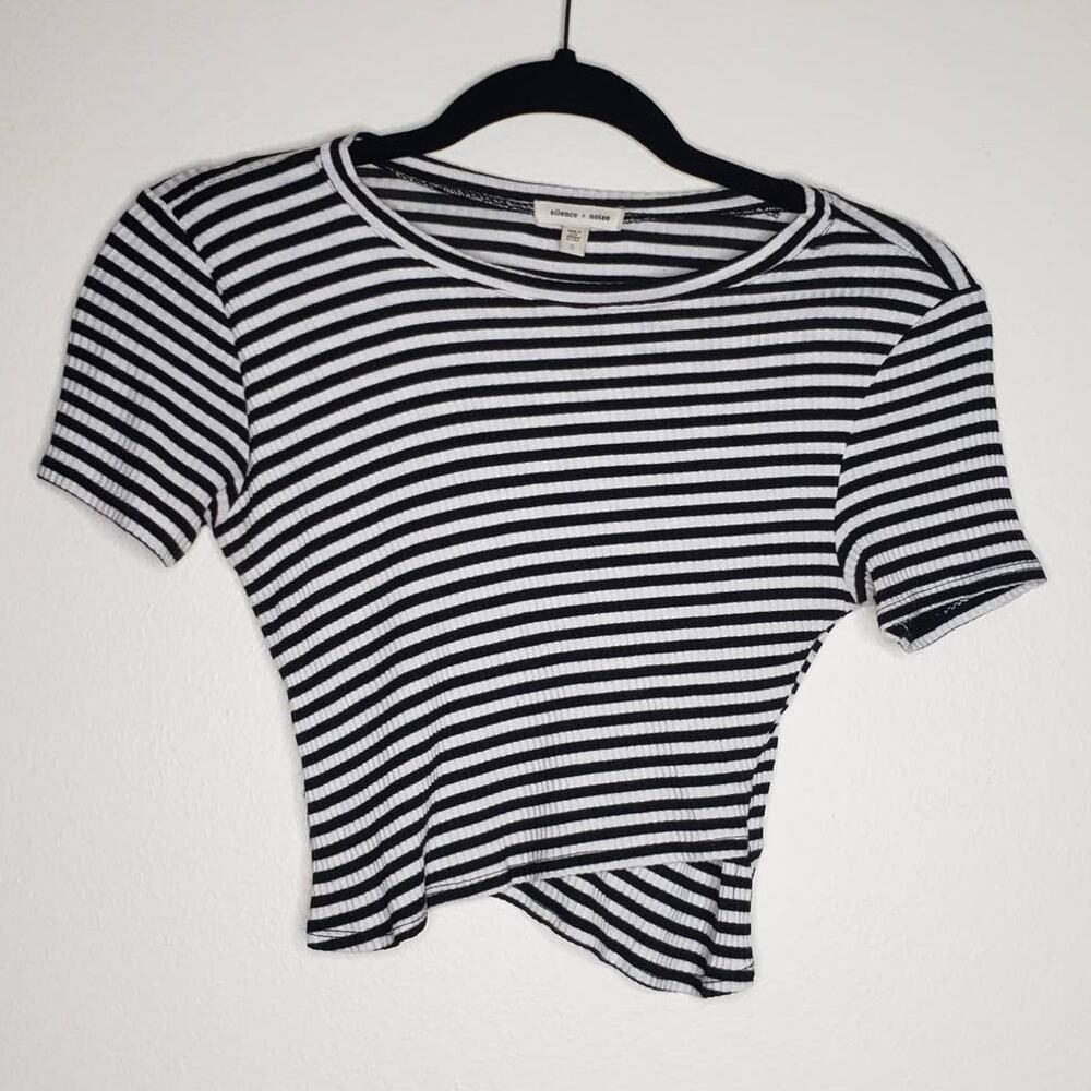 Silence + Noise| Urban Outfitters Stripe Crop Top